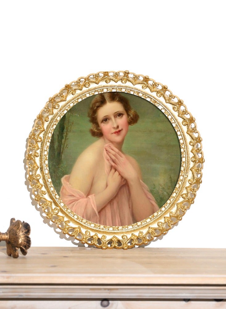 إطار صور دائري أوروبي كلاسيكي من الراتينج مع زخارف بارزة ونقوش مفرغة - ديكور ذهبي للحائط أو الطاولة - Image 3