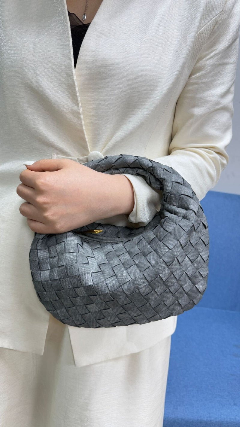 New Fashionable Hand-Woven Bag Croissant Bag Metallic Color Compact And Lightweight Women'S Bag Satchel Dumpling Bag - Image 1