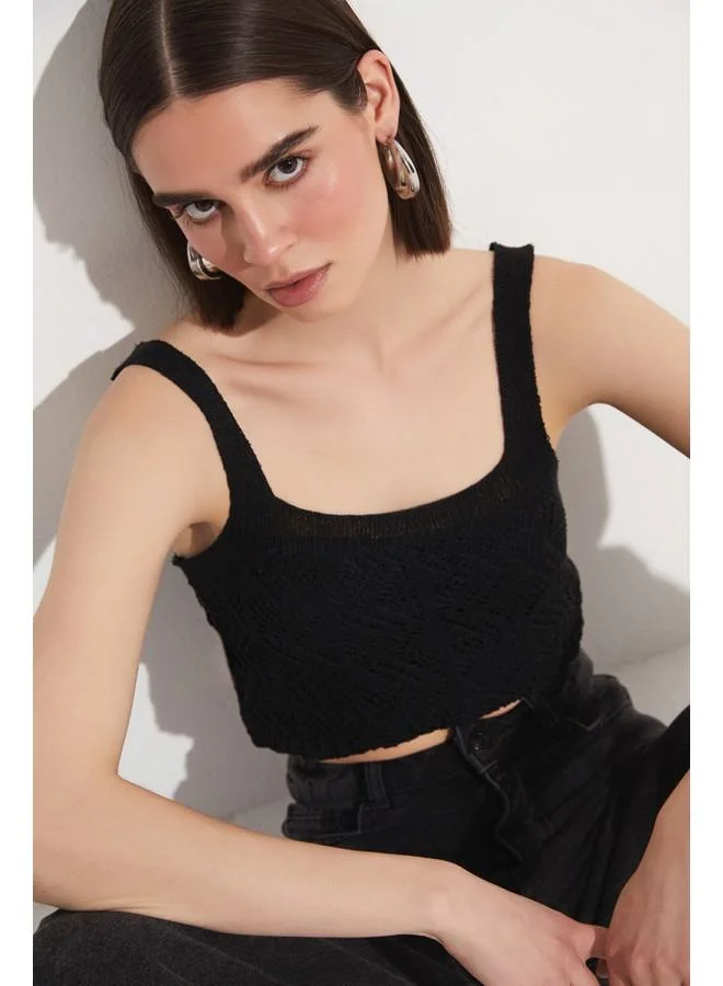 جون June Women Cotton Blend Thick Strap Knitwear Blouse Black