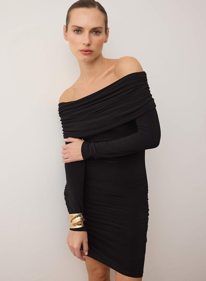 trendyol Black Open Shoulder Carmen Bodycone/Fitted Stretchy Mini Knitted Dress - Image 2