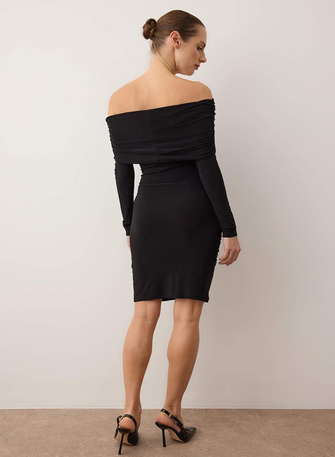 trendyol Black Open Shoulder Carmen Bodycone/Fitted Stretchy Mini Knitted Dress - Image 4