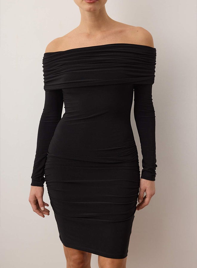 trendyol Black Open Shoulder Carmen Bodycone/Fitted Stretchy Mini Knitted Dress - Image 3