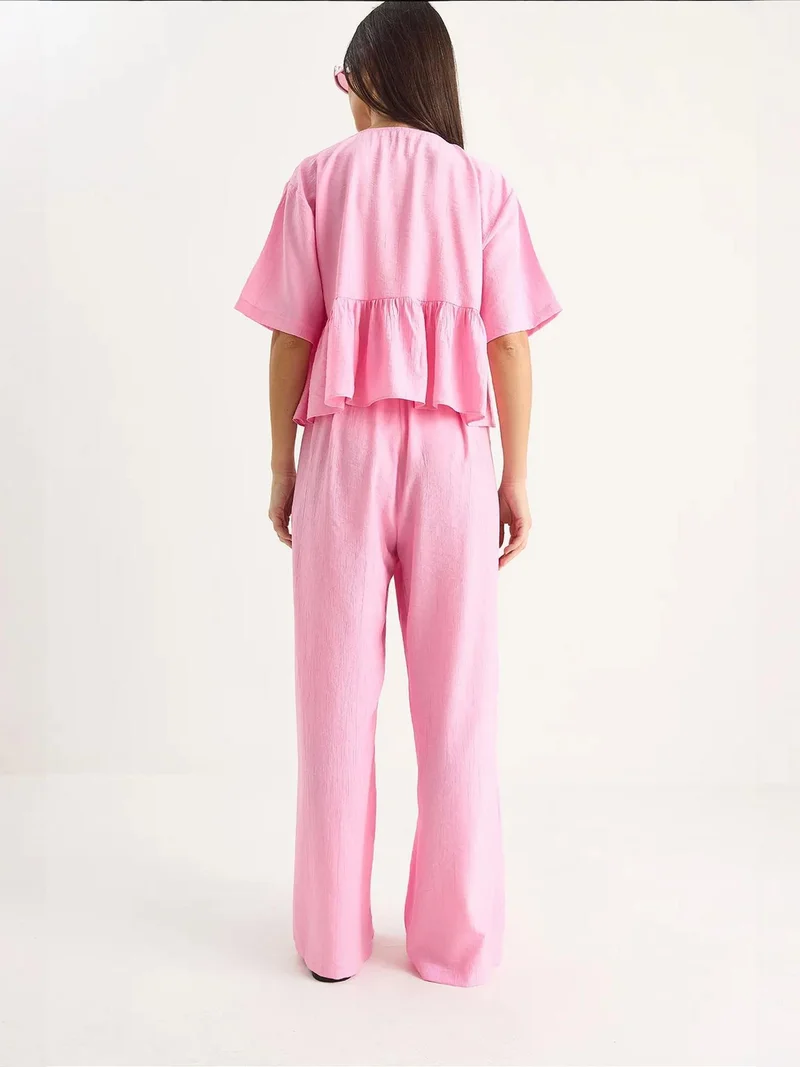 بيانكو لوتشي طقم لوكسي قطعتين بنقوش مع تفاصيل كشكش