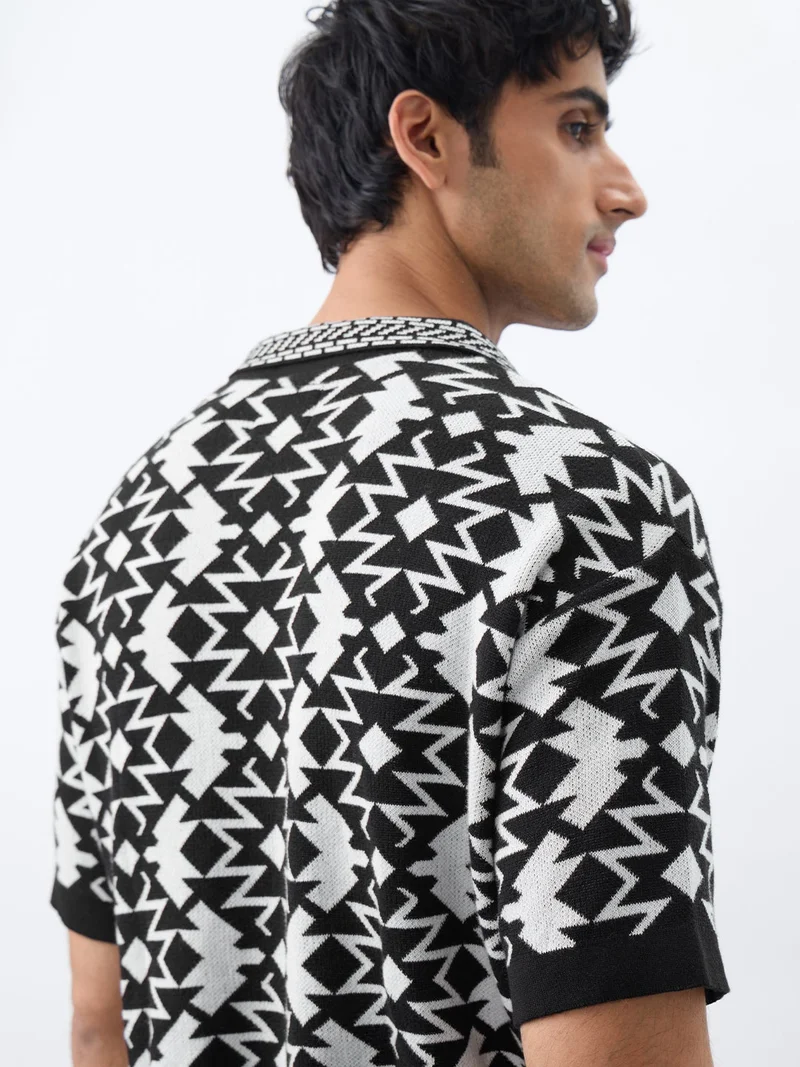 The Souled Store  Oversized Polo: Zig-Zag Black  | Best Price UAE