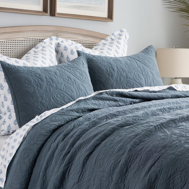 EVERGRACEHOME EVERGRACE 100% Cotton Paisley Quilt Set, King Size 3 Piece Set â€“ Prewashed Lightweight Bedspread with 2 Shams, Soft & Breathable Matelasse Coverlet for All-Season Comfort, Stormy Blue - Image 5
