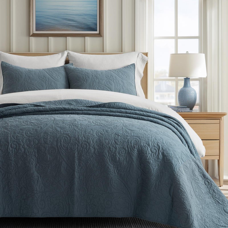 EVERGRACEHOME EVERGRACE 100% Cotton Paisley Quilt Set, King Size 3 Piece Set â€“ Prewashed Lightweight Bedspread with 2 Shams, Soft & Breathable Matelasse Coverlet for All-Season Comfort, Stormy Blue - Image 1