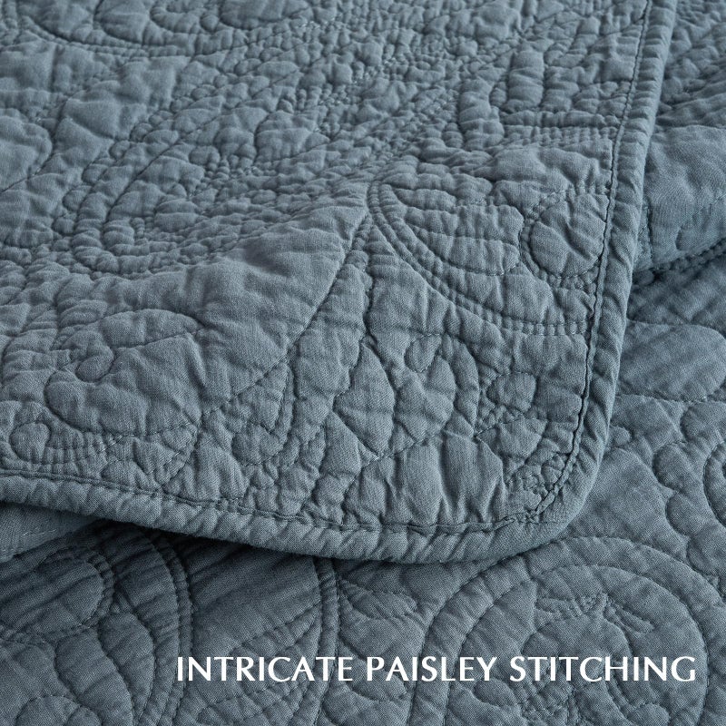 EVERGRACEHOME EVERGRACE 100% Cotton Paisley Quilt Set, King Size 3 Piece Set â€“ Prewashed Lightweight Bedspread with 2 Shams, Soft & Breathable Matelasse Coverlet for All-Season Comfort, Stormy Blue - Image 3