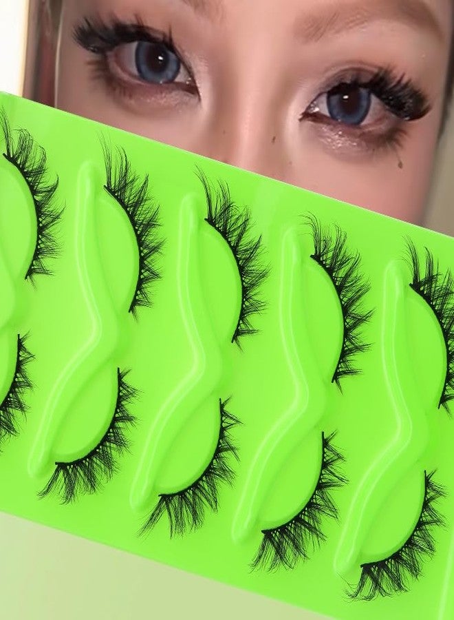 5 pairs Wispy Cat Eye Lashes Wispy False Eyelashes Natural look Eyelashes (MA05C) - Image 1
