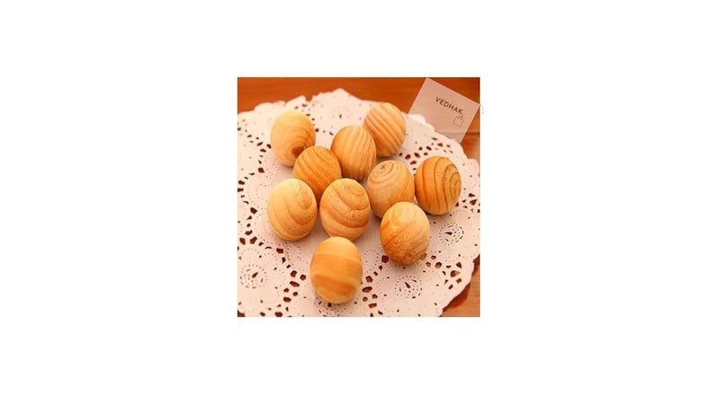 VEDHAK VEDHAK Natural Red Wood Cedar Balls For Pest Control Garments Closets Wardrobe Fragrance Clothes Freshener Moth Protection Wooden Cedar Balls Combo6 pcs - Image 3