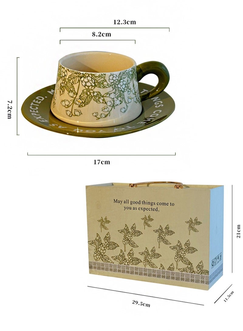 ايكانبو مجموعة علب هدايا مكونة من قطعتين من فناجين القهوة والصحن من السيراميك، تصميم زهور عتيقة، مثالية لمحبي الإسبريسو أو الشاي أو القهوة، علبة هدايا للمنزل أو المكتب أو المناسبات الخاصة (عباد الشمس + زنبق الوادي) - Image 2
