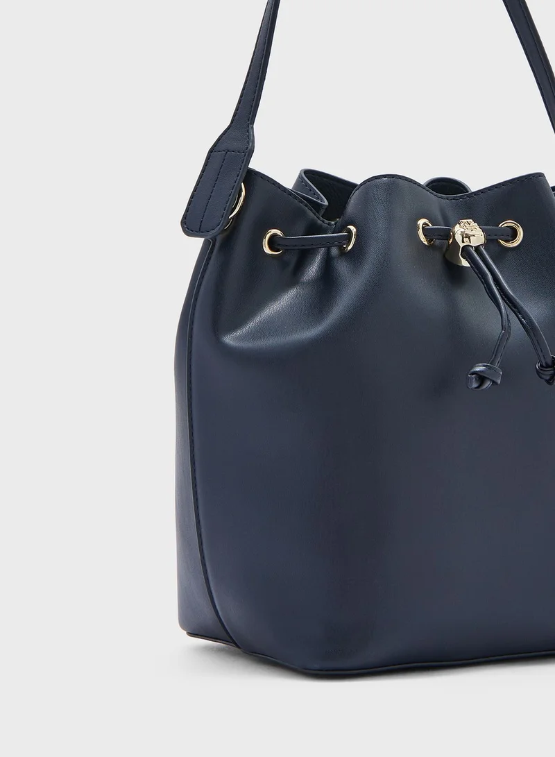 TOMMY HILFIGER Iconic Loo Bucket Bag