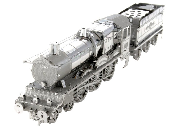 Fascinations Metal Earth Harry Potter Hogwarts Express Train 3D Metal Model Kit - Image 4