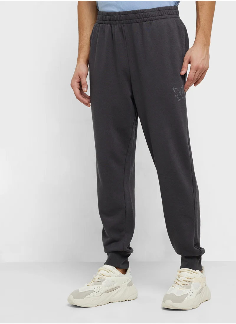 American Eagle AE Graphic Jogger