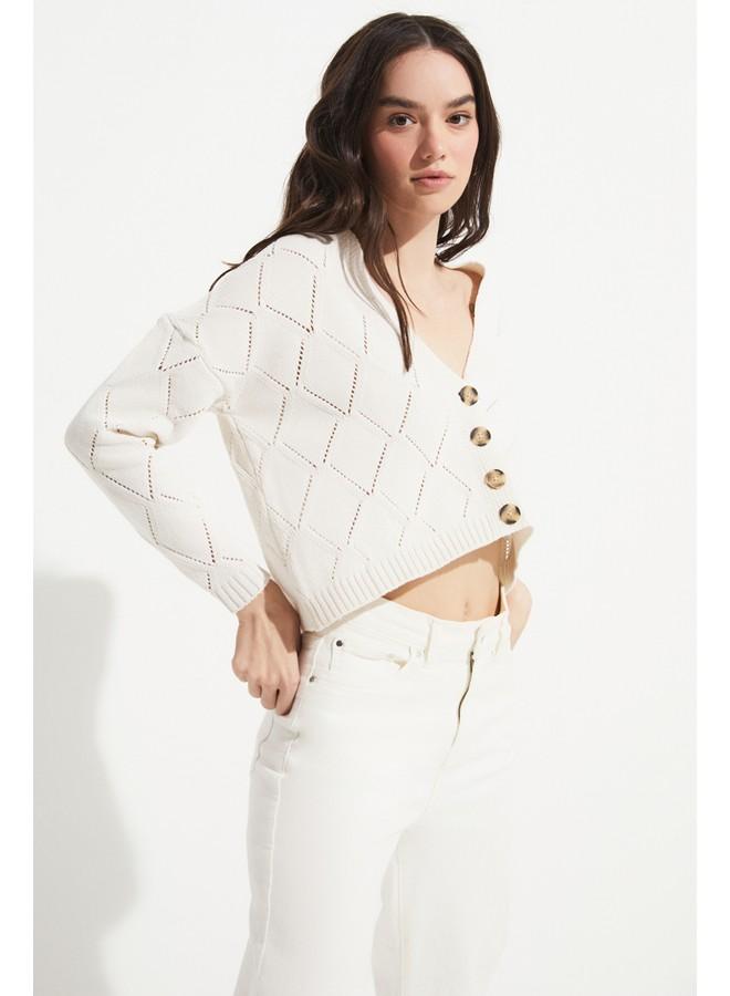 June Lacy V-Neck Crop Cardigan Ecru - Image 3