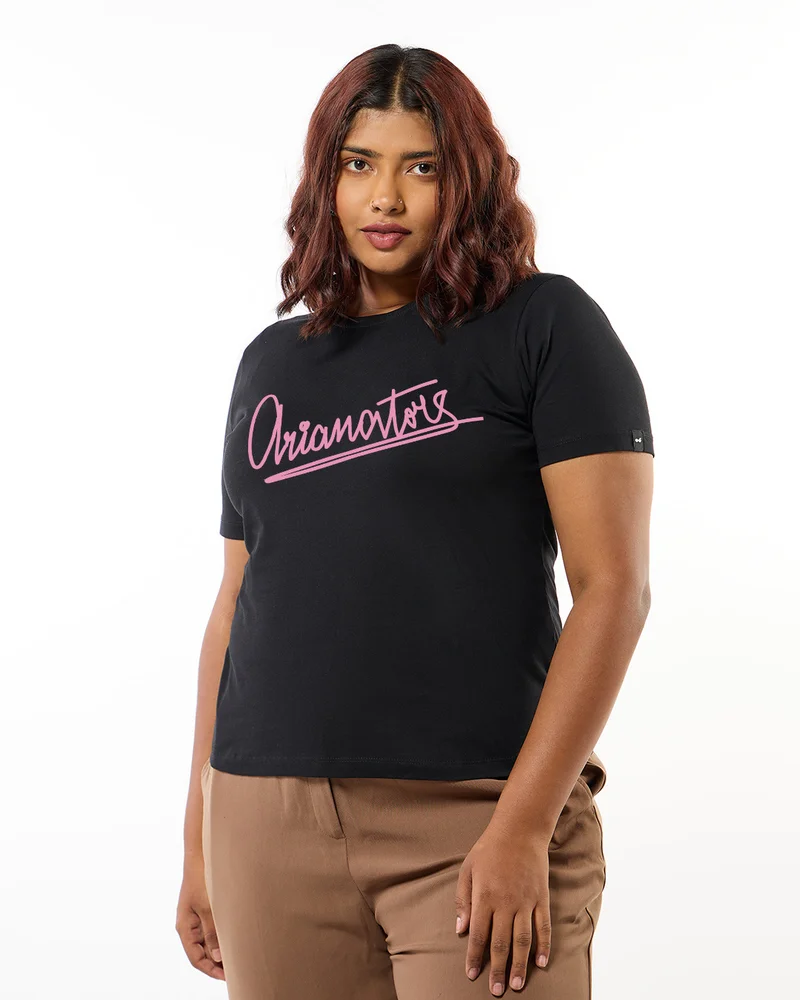 بيواكوف تيشيرت نسائي مقاس كبير بطبعة لا يمكن أن نكون أصدقاء باللون الأسود