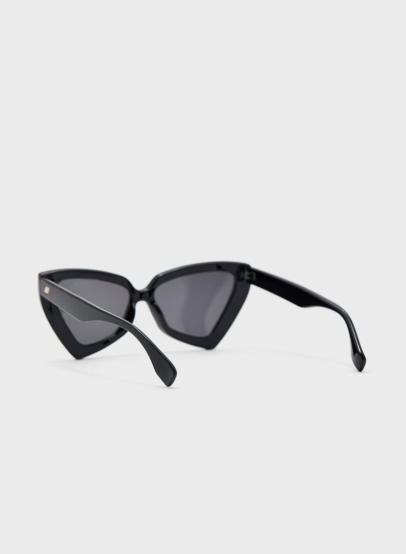 ELLA Oversized Cat Eye Sunglasses  - Image 3