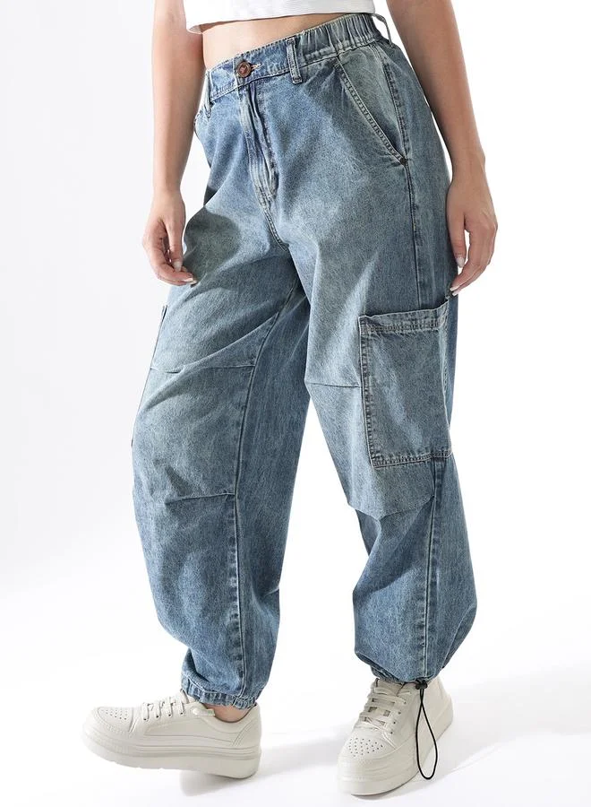 هوبرهولمي جينز نسائي واسع بخصر عالٍ بتصميم الباراشوت مع لمسة باهتة خفيفة