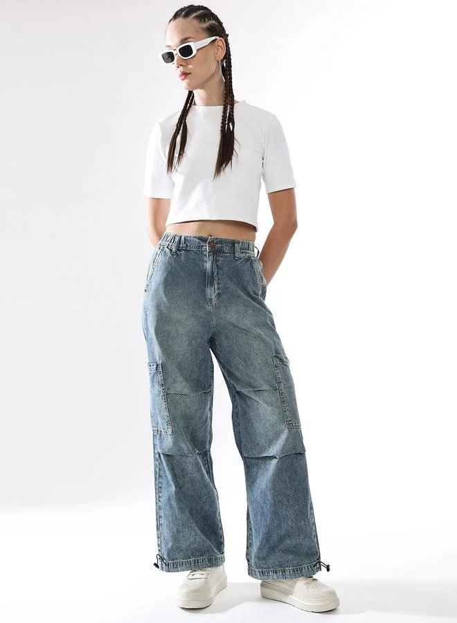 Women Baggy Fit Parachute Cargo High-Rise Light Fade Jeans