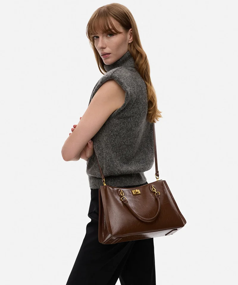 ابيكول Textured Leather-Effect Double-Strap Bag