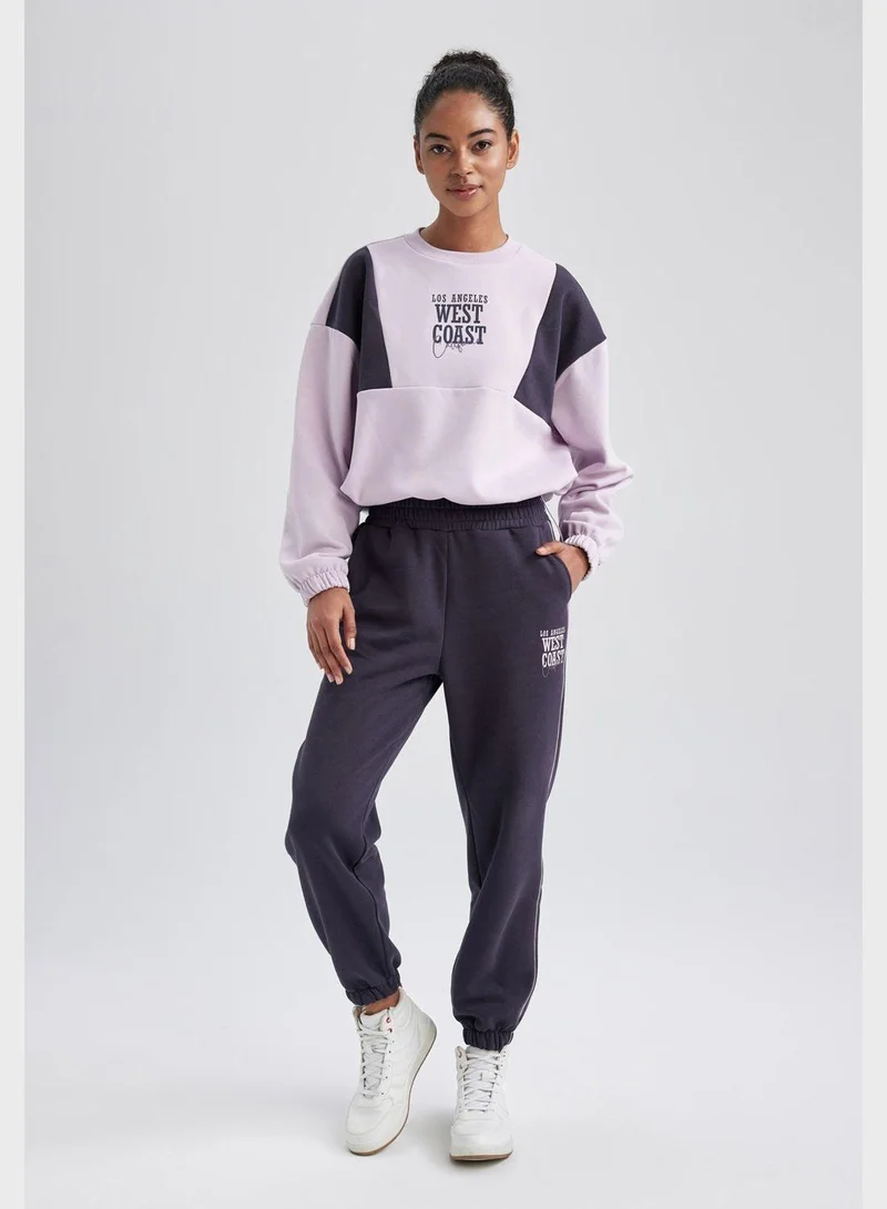DeFacto Crew Neck Sweatshirt