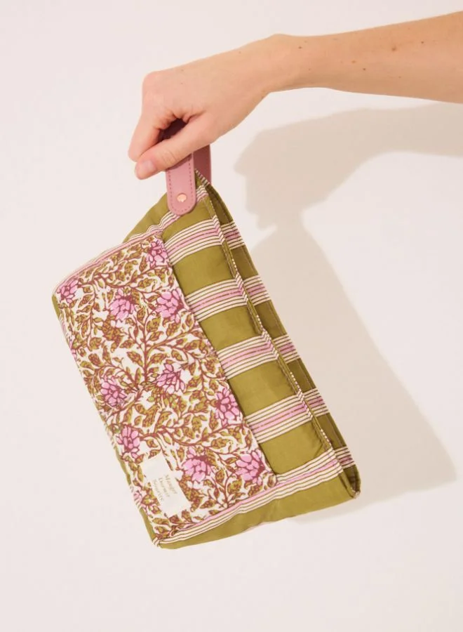 women'secret Medium quilted flower vanity case