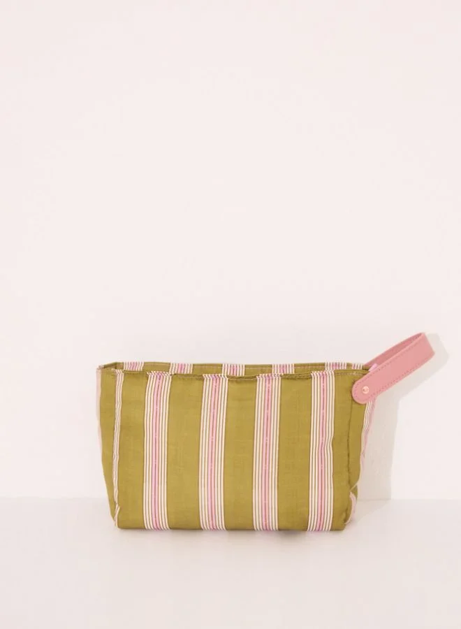 women'secret Medium quilted flower vanity case
