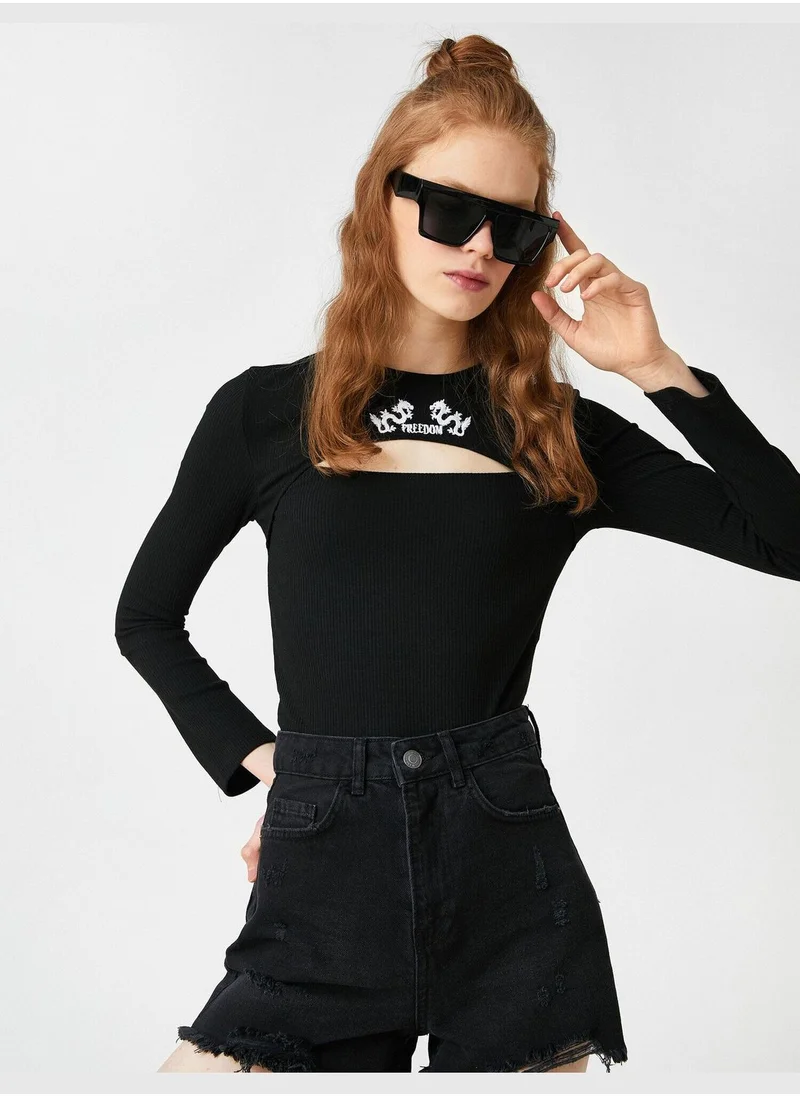 كوتون Cut Out Detailed Long Sleeved Ribbed Mock Neck T-Shirt