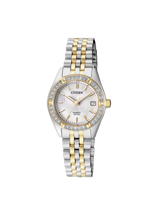 سيتيزن ساعة نسائية كوارتز بحزام ستانلس ستيل بطلاء ذهبي بلونين مقاس  مم - Image 1