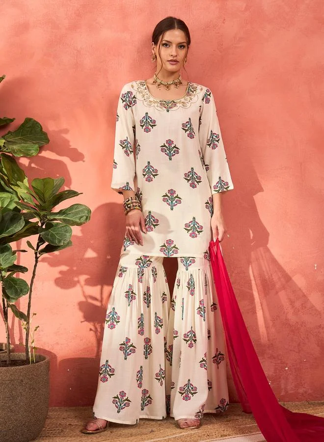 SASSAFRAS SASSAFRAS White Floral Embroidered Kurta with Sharara Pants and Dupatta Set