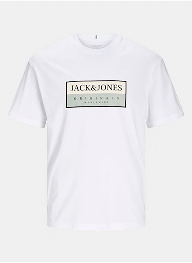 JACK & JONES - Jorfrederiksberg Box Tee Ss C.N Sn - Image 1