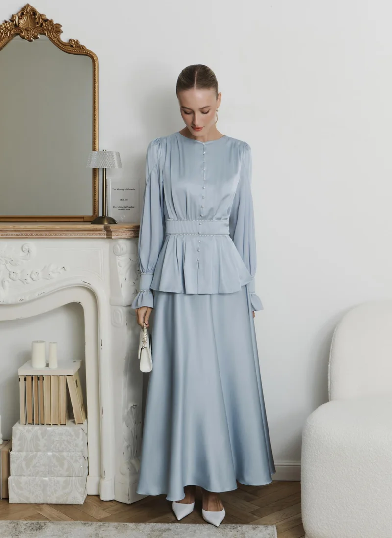 Lichi Maxi dress with puff sleeves and pearl decoration