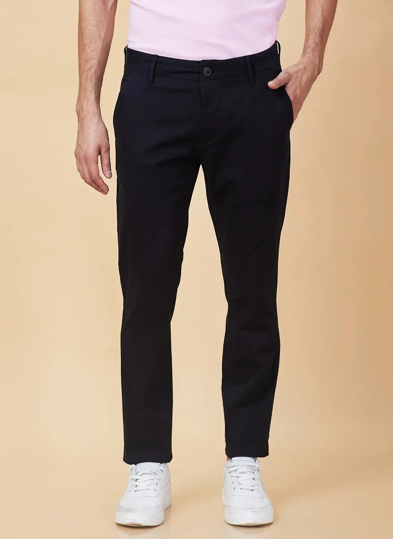 بيينغ هيومان Men Slim Fit Mid-Rise Trousers