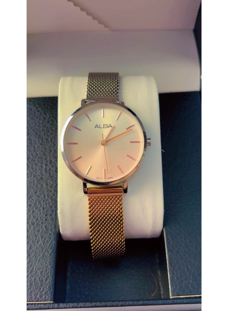 ALBA Japan Women's Minimalist Quartz Watch with Gold/Silver Mesh Strap – Pre-Owned (Like Brand New Condition) - Image 1