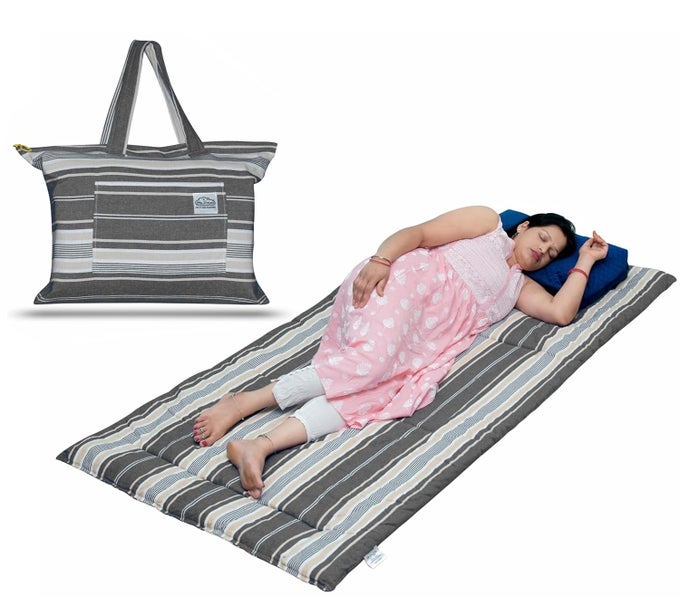 MULTI PURPOSE FOLDABLE MATTRESS WITH CARRY BAG PORTABLE LIGHTWEIGHT GADDA SUITABLE FOR OUTDOOR TRAVEL CAMPING YOGA MEDITAION MAT BROWN WHITE LINING SINGLE 30X78 INCH OR 25X65 FEET