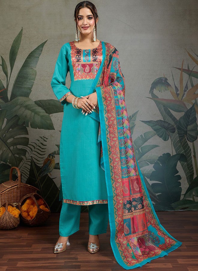 Women Basket Women Printed Regular Kurta with Trousers and Dupatta in Geometric Design - Image 1