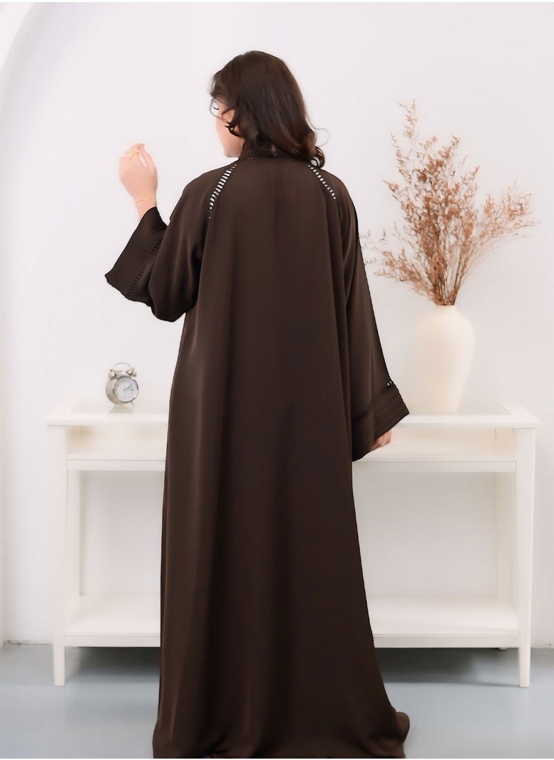 نور زارا - عباية مزينة باللون البني الشوكولاتي - Image 1