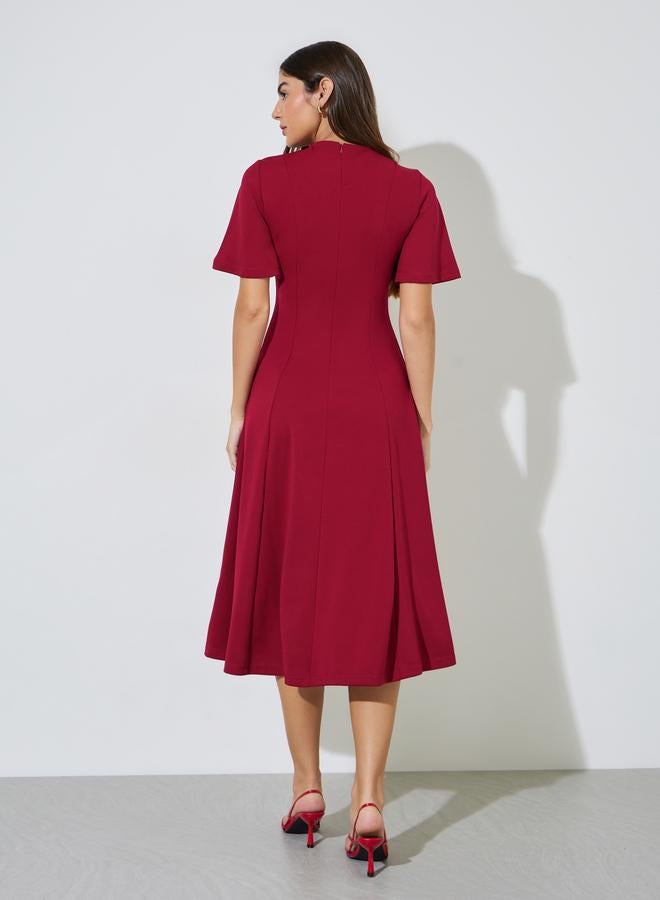 Styli Red Solid Short Sleeves A-Line Midi Dress - Image 5