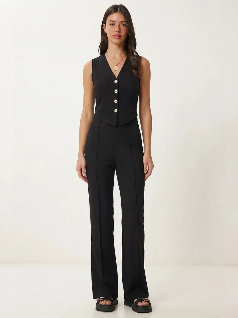 السعادة في إسطنبول ISTANBUL High Waist V-neck Button-Up Wide Leg Co-ord Set