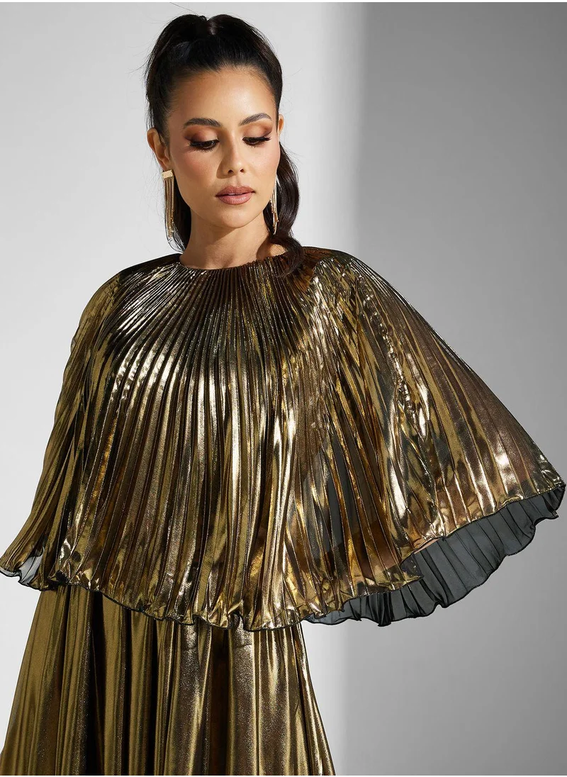 جولدن ابل Cape Sleeve Dress