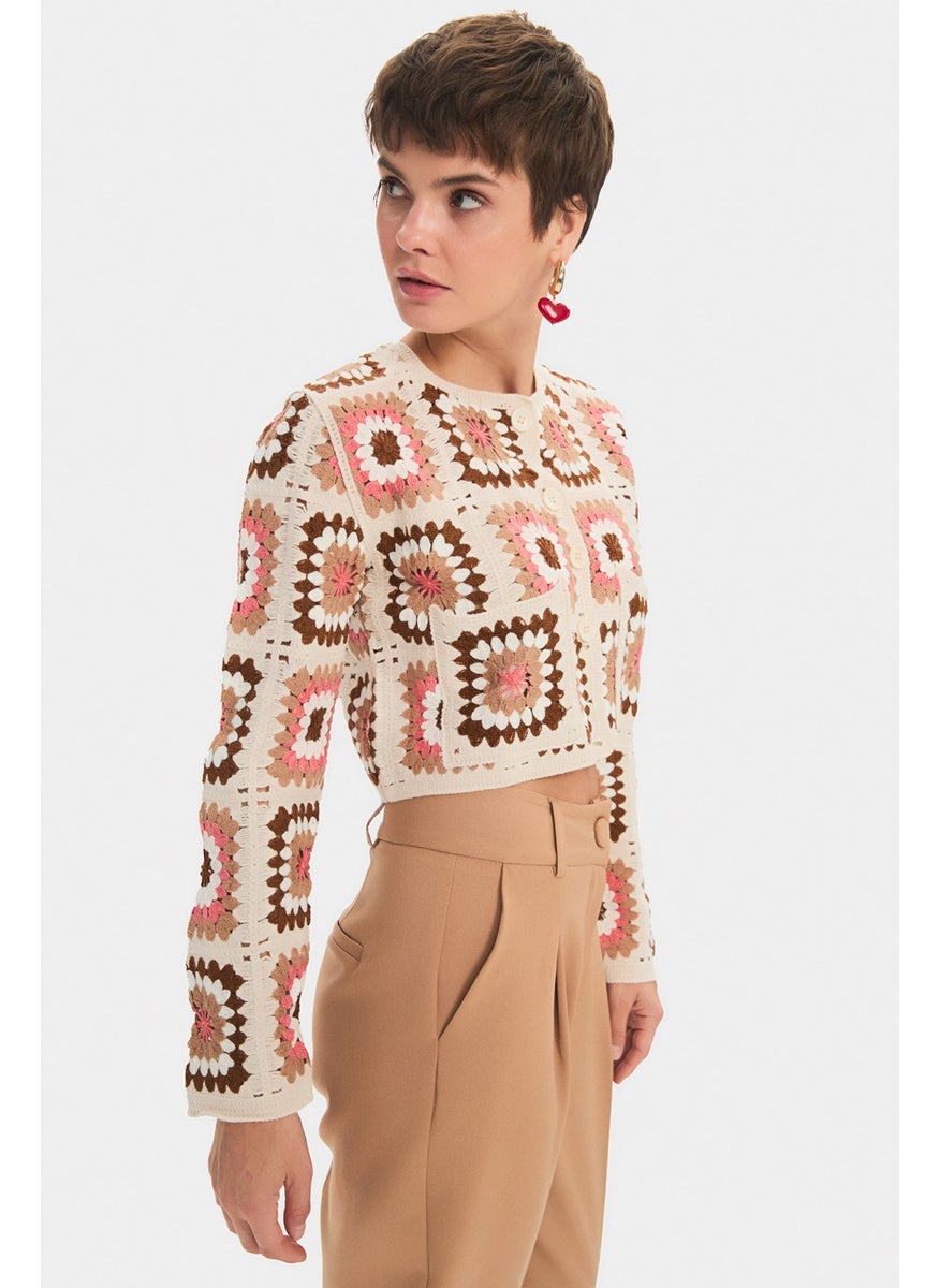 JUNE Women's Geometric Patterned Crop Knitwear Cardigan  - Image 3