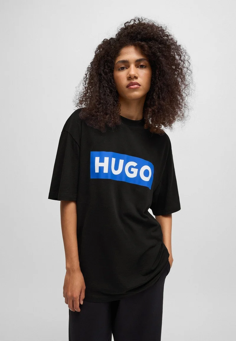 هوجو تيشيرت قطن بطبعة شعار أزرق