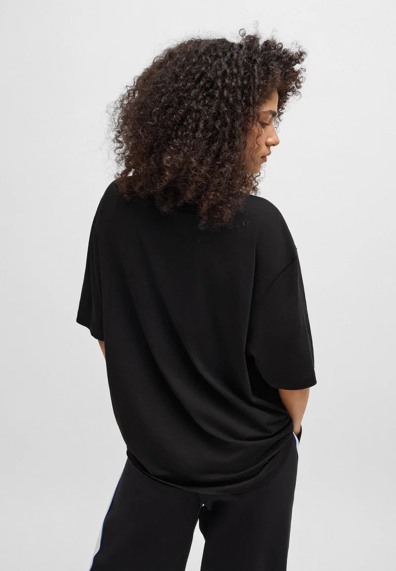 هوجو تيشيرت قطن بطبعة شعار أزرق