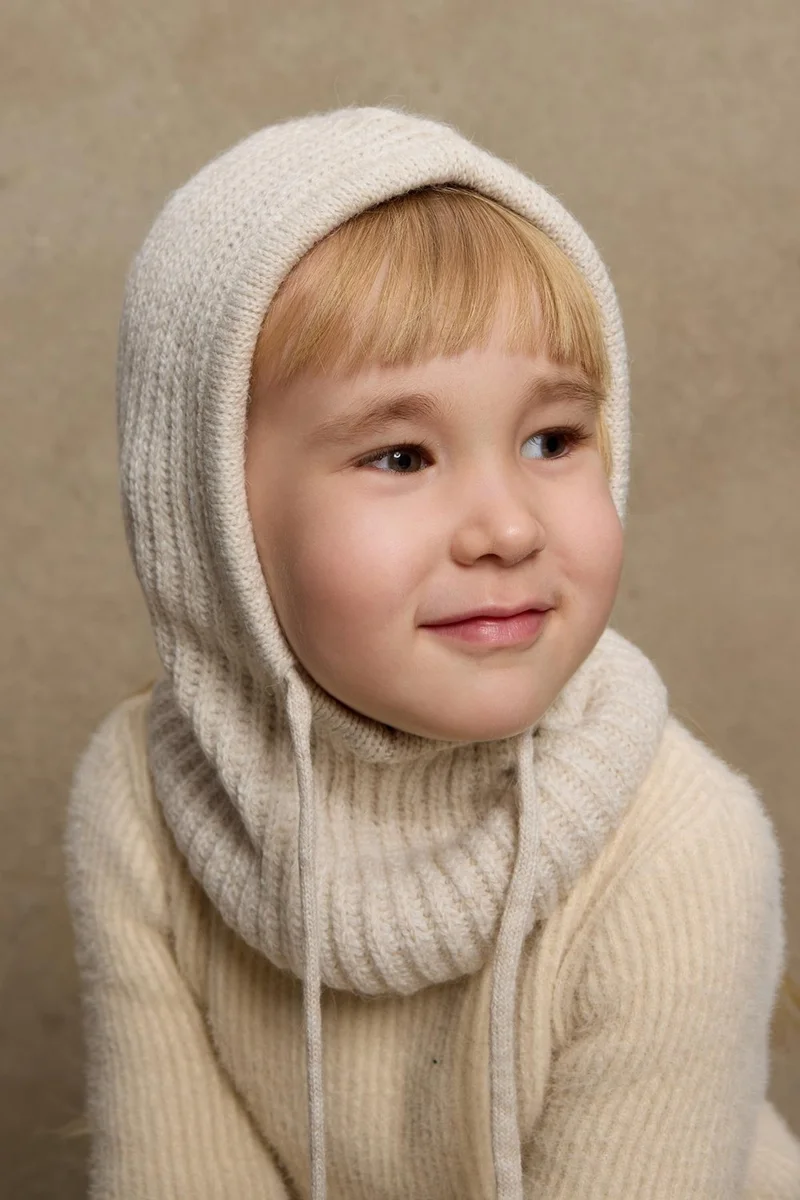 Fahhar Kids Children's Snow Beanie with Rope Stone