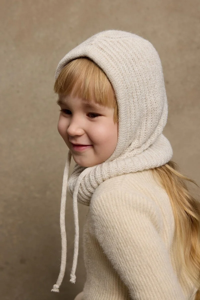 Fahhar Kids Children's Snow Beanie with Rope Stone
