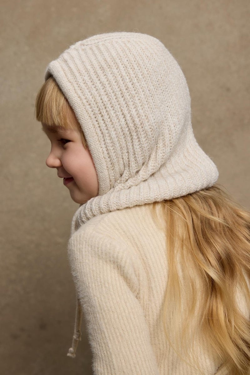 Fahhar Kids Children's Snow Beanie with Rope Stone  - Image 2