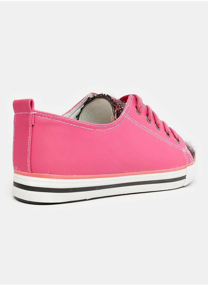 Ox - Fashionable Comfort - Image 1