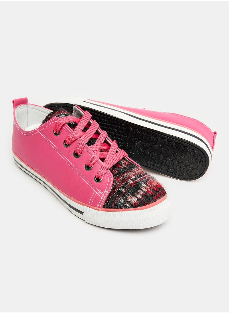 Ox - Fashionable Comfort - Image 1