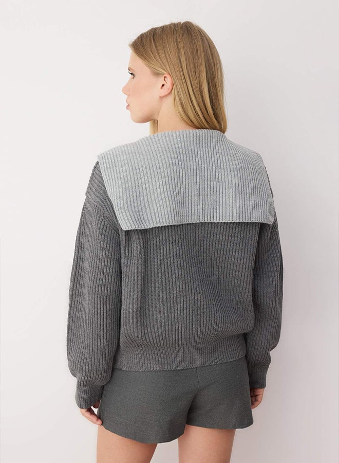 trendyol Anthracite Color Block TurnDown Collar Soft Texture Knitwear Cardigan - Image 4