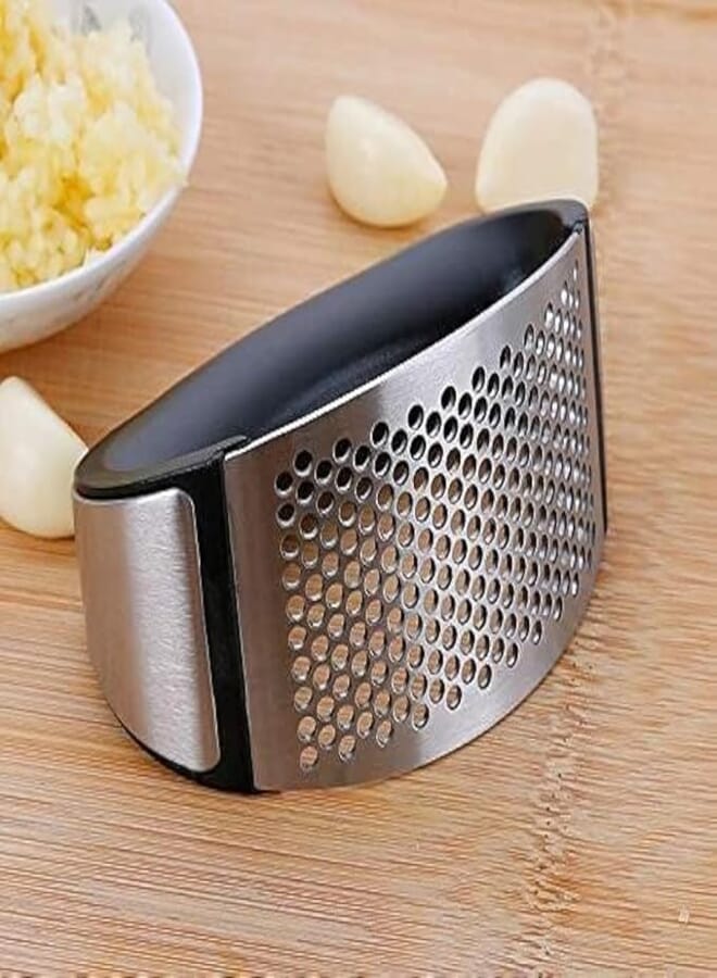Spaceshoop Generic Stainless Steel Garlic Press - Manual Garlic Chopper, Now Exclusive at Pegui Bell