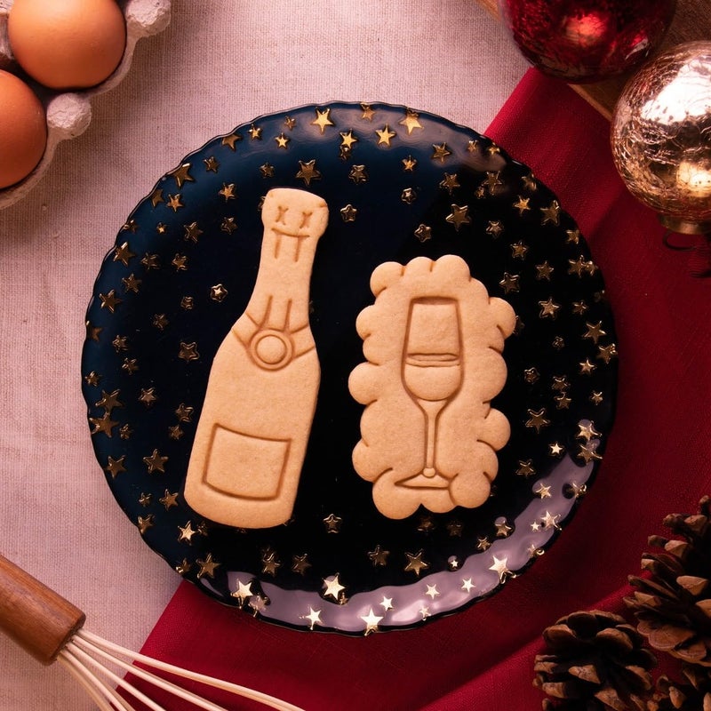 EROTNGO EROTNGO Champagne Bottle Cookie Cutter Perfect for DIY Wedding Treats Celebration Biscuits and Special Occasion Baking ONLY Bottle - Image 3